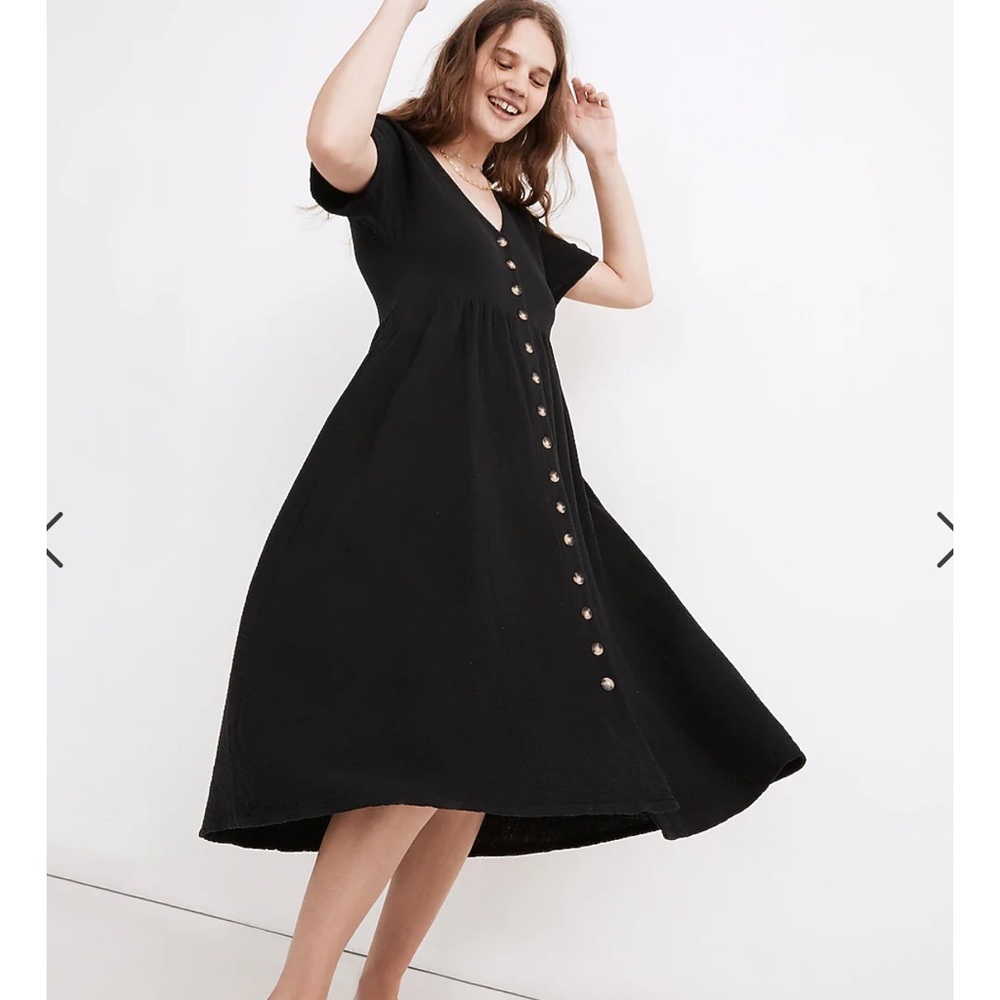 Madewell Lightspun Button Front Midi dress Light and comfy